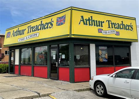 Arthur treacher - Arthur Treacher's / Facebook. Once, many years ago, there were more than 800 Arthur Treacher's fast-food restaurants to be found in America. Today, if you want to dine at a stand-alone Arthur Treacher's, you need to go to Cuyahoga Falls, Ohio, the site of the last location.